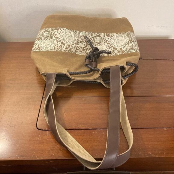 Ella & Elly Brown Canvas Drawstring Shoulder Bag with Floral Motif - Picture 4 of 9